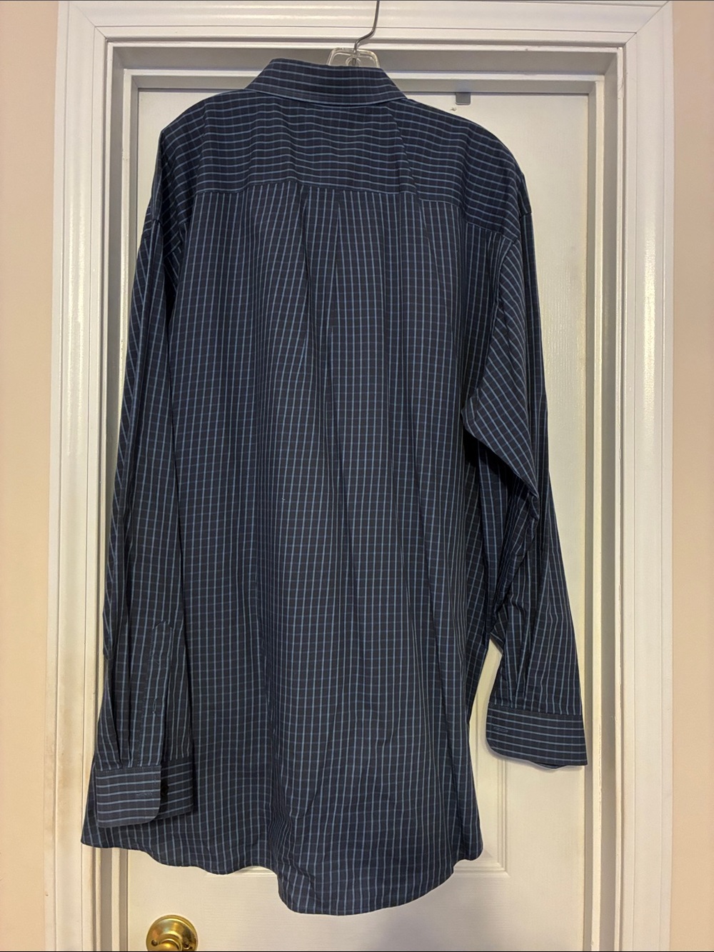 Van Heusen Blue Pinstripe Men's 2XLT Dress Shirt - Picture 2 of 4
